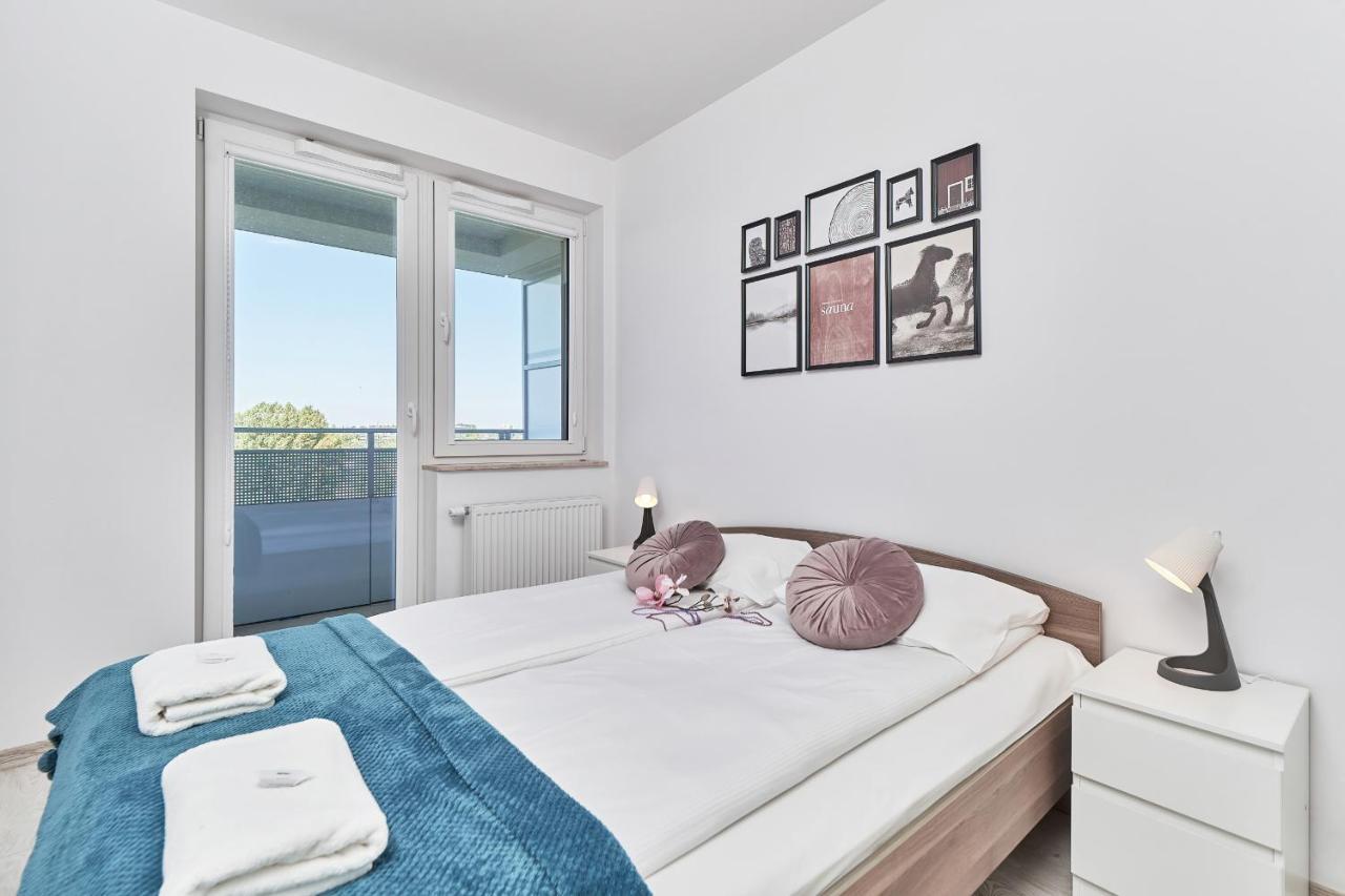 Exclusive Apartments Teczowa With Underground Parking By Noclegi Renters Breslau Exterior foto